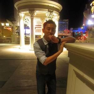 Meet your Posher, Khuong